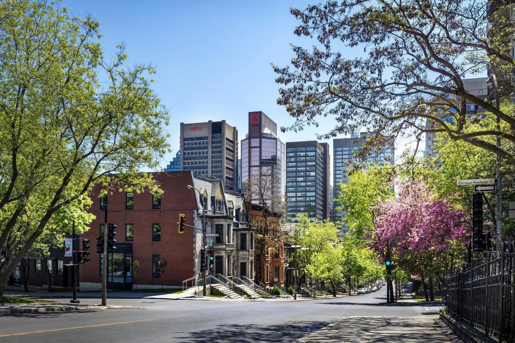 Sens Hotel Montreal Exterior photo